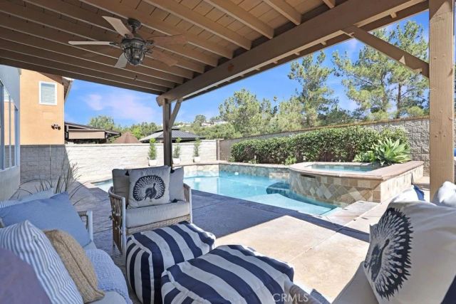 74 Springfield, Mission Viejo, CA 92692