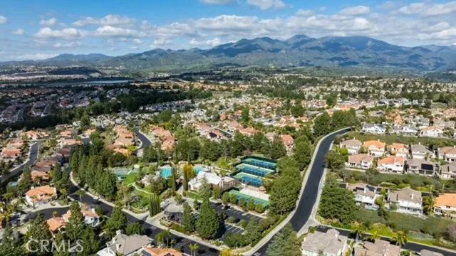 74 Springfield, Mission Viejo, CA 92692