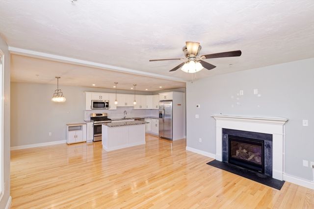 1204 Hazelwood Way 1204, Clinton, MA 01510
