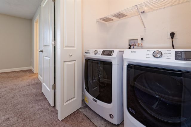 1204 Hazelwood Way 1204, Clinton, MA 01510