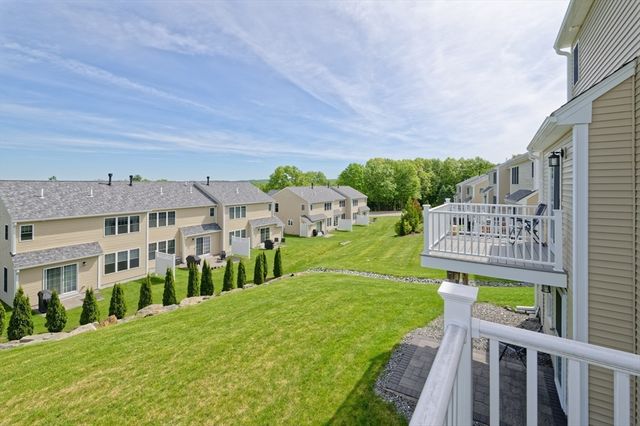 1204 Hazelwood Way 1204, Clinton, MA 01510