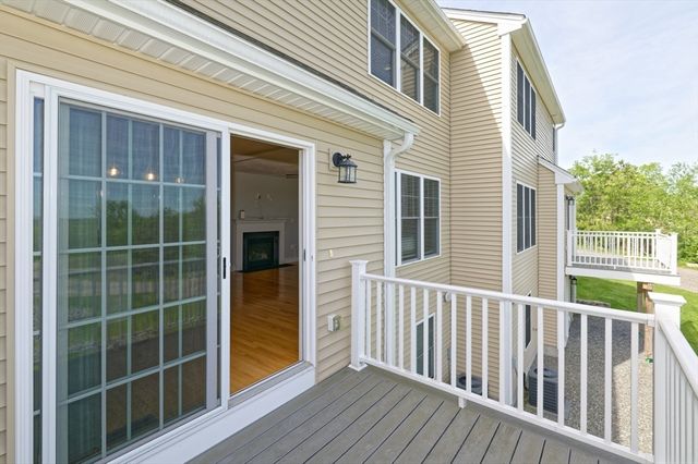 1204 Hazelwood Way 1204, Clinton, MA 01510
