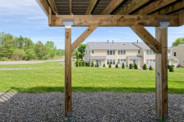 1204 Hazelwood Way 1204, Clinton, MA 01510