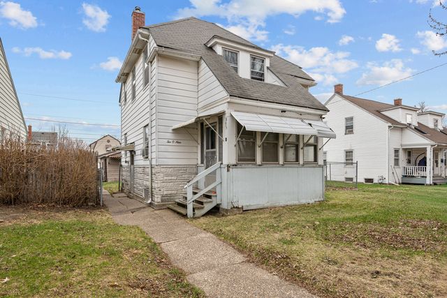 209 S Thornwood Avenue, Davenport, IA 52802
