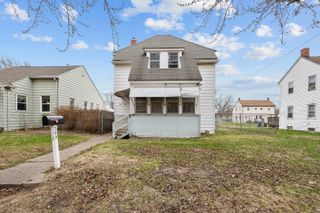 209 S Thornwood Avenue, Davenport, IA 52802