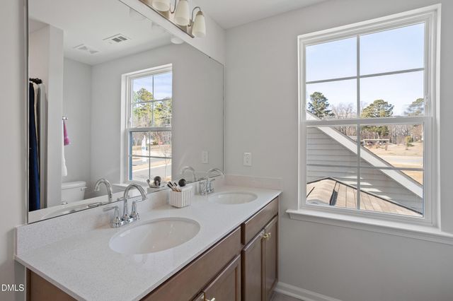 204 White Oak Garden Way 193, Garner, NC 27529