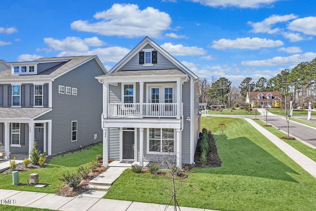 204 White Oak Garden Way 193, Garner, NC 27529