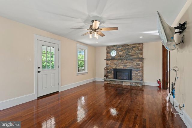 3870 YORK RD, Furlong, PA 18925