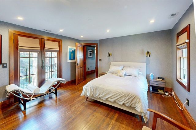 32 Alberta, Brookline, MA 02467