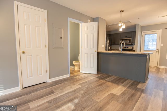 637 Huntington Road APT C2, Athens, GA 30606