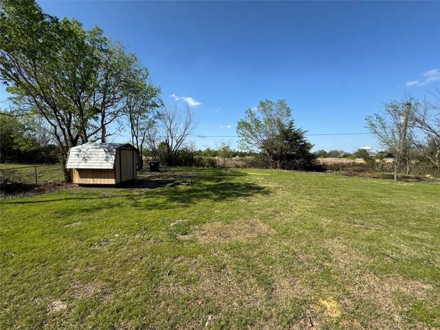 1204 Traders Road, Greenville, TX 75402