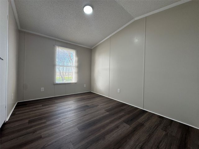 1204 Traders Road, Greenville, TX 75402