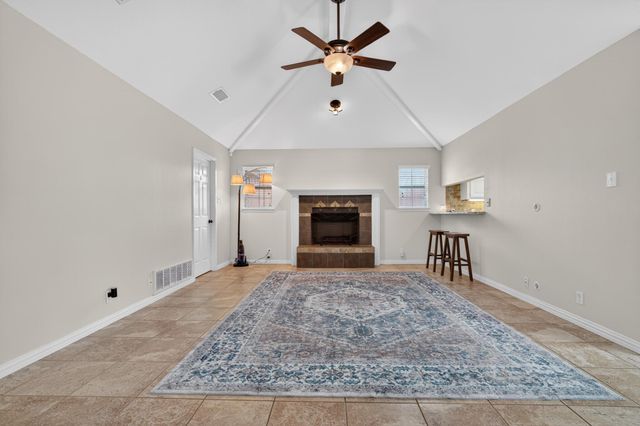 1304 Sea Island Road, San Angelo, TX 76904