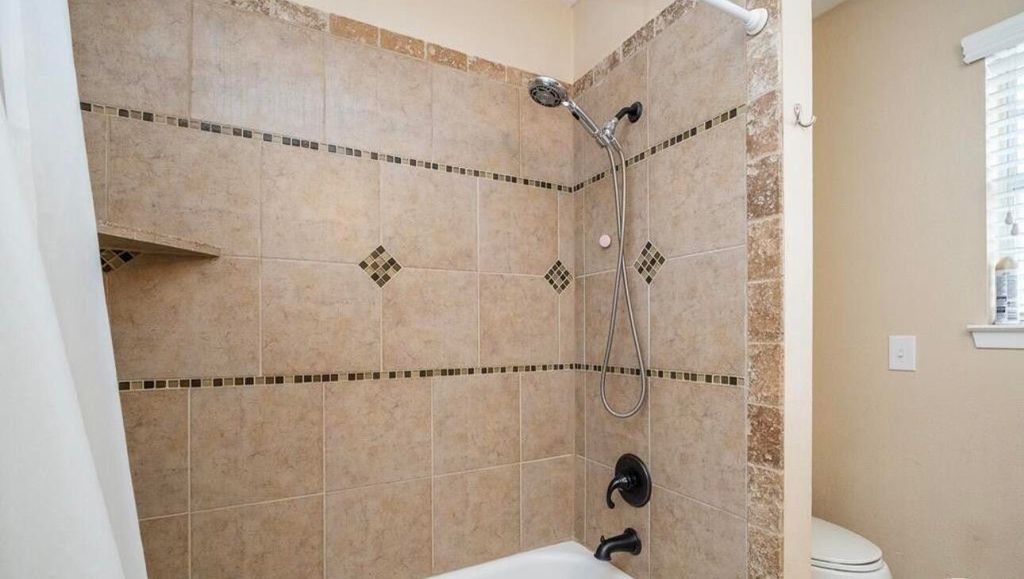 Image 13 of property listing at 1304 Sea Island Road, San Angelo, TX 76904