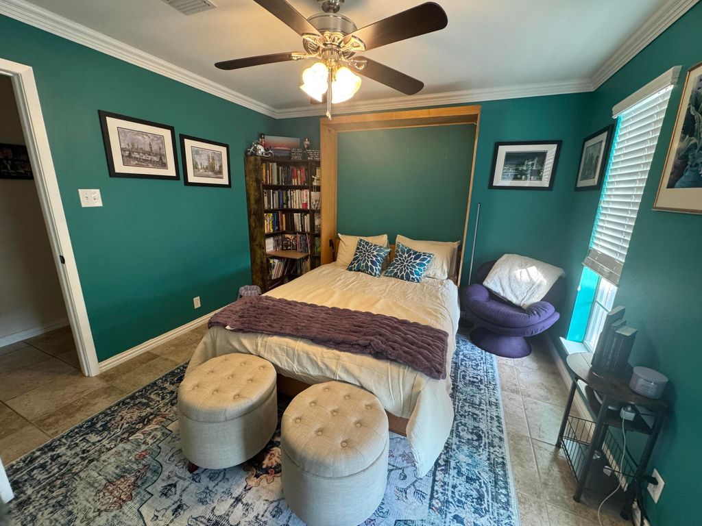 Image 5 of property listing at 1304 Sea Island Road, San Angelo, TX 76904