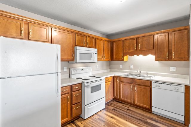 418 Jack Miller Blvd Apt F, Clarksville, TN 37042