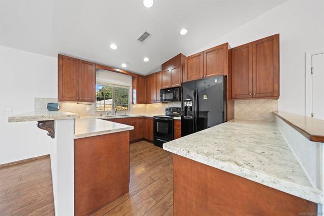 20872 Deerhorn Valley Road, Jamul, CA 91935