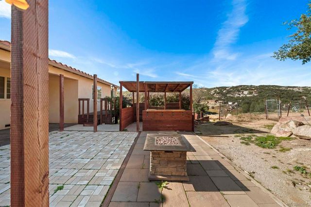 20872 Deerhorn Valley Road, Jamul, CA 91935