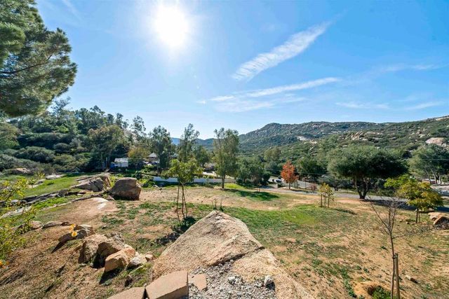 20872 Deerhorn Valley Road, Jamul, CA 91935