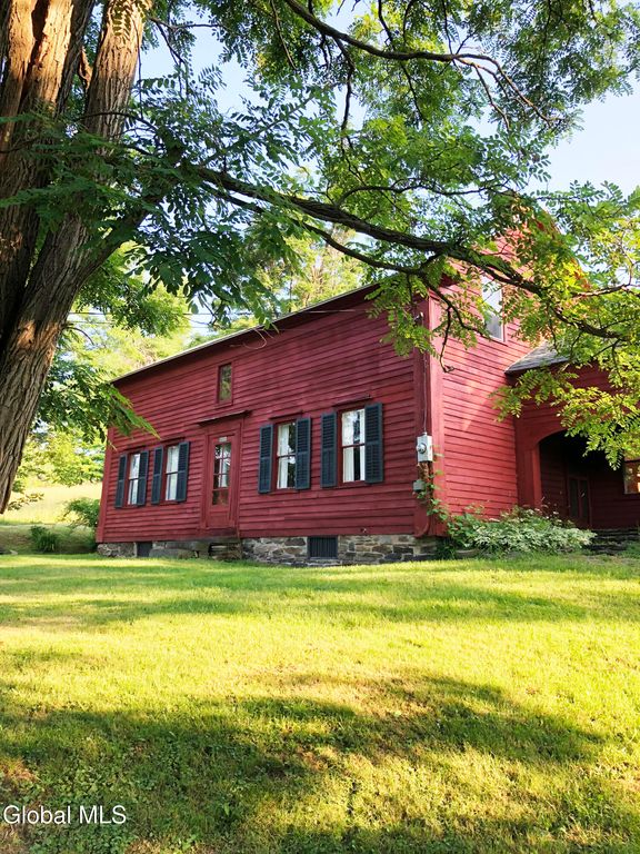 631 Brooker Hollow Road, Richmondville, NY 12149