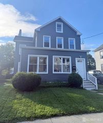67 Manning Avenue, North Plainfield, NJ 07060