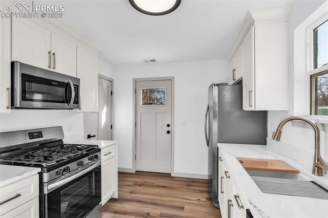 1328 Cypress Street, Pueblo, CO 81004