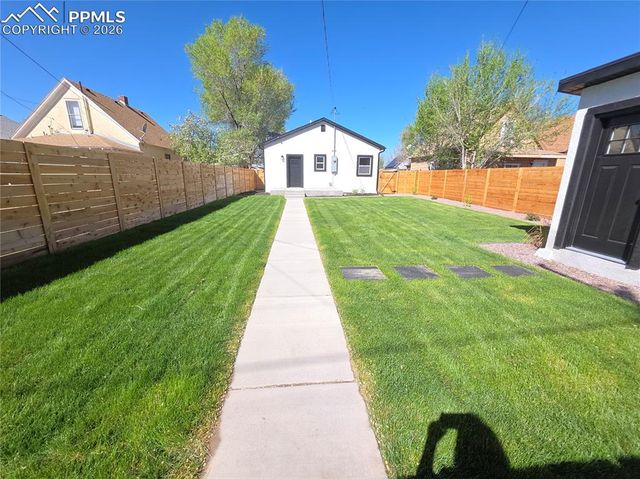 1328 Cypress Street, Pueblo, CO 81004