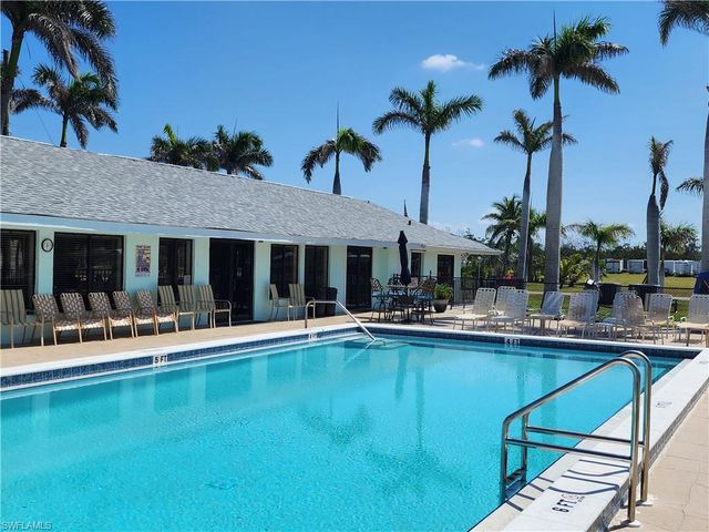 48 Doubloon WAY, Fort Myers Beach, FL 33931