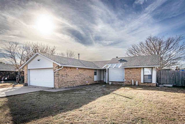 603 SW 63rd St., Lawton, OK 73505