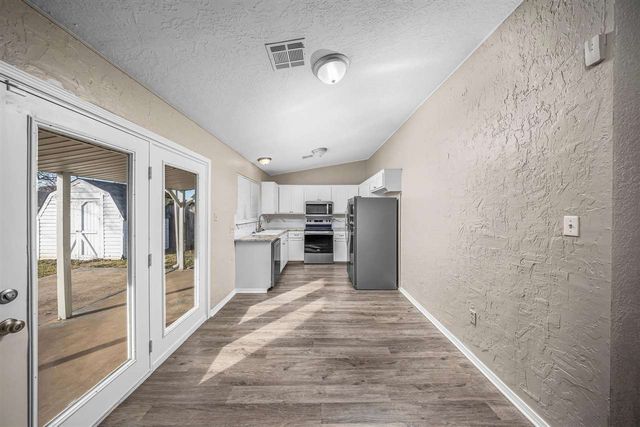 603 SW 63rd St., Lawton, OK 73505