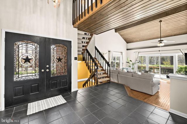 111 CHESTERFIELD CT, Locust Grove, VA 22508