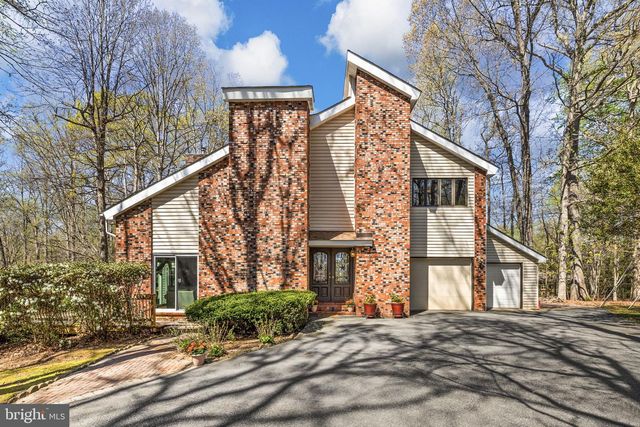 111 CHESTERFIELD CT, Locust Grove, VA 22508