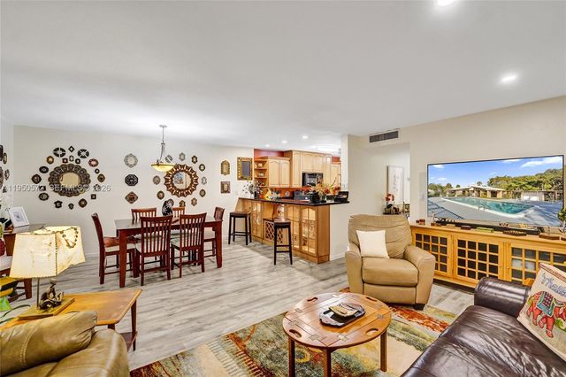 3302 Farragut Street 5C, Hollywood, FL 33021