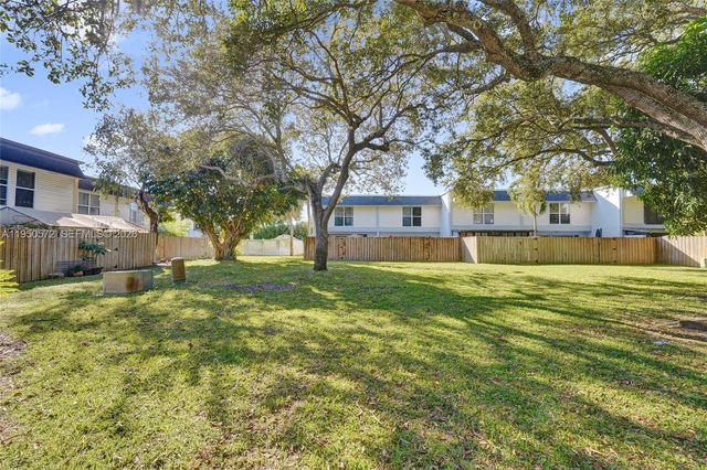 3302 Farragut Street 5C, Hollywood, FL 33021