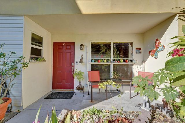 3302 Farragut Street 5C, Hollywood, FL 33021