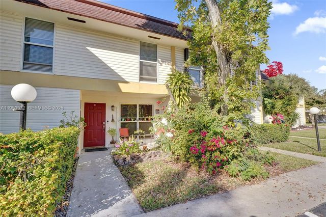 3302 Farragut Street 5C, Hollywood, FL 33021
