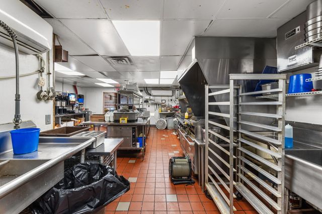 324 W Main Street, Gaylord, MI 49735