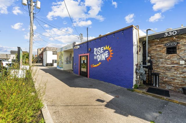 324 W Main Street, Gaylord, MI 49735