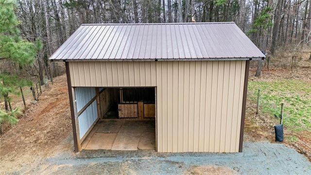 4872 Thom Road, Mebane, NC 27302