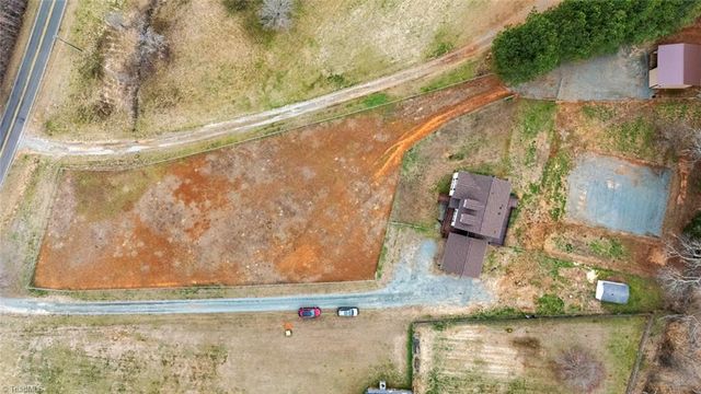 4872 Thom Road, Mebane, NC 27302