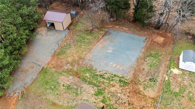 4872 Thom Road, Mebane, NC 27302