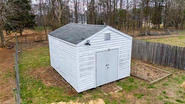 4872 Thom Road, Mebane, NC 27302