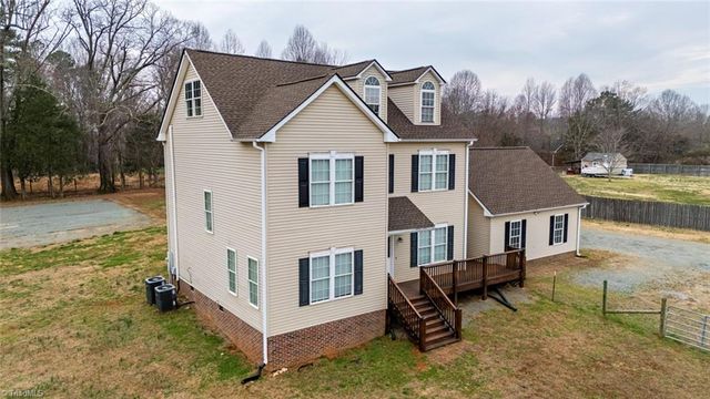 4872 Thom Road, Mebane, NC 27302