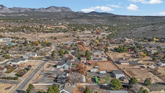 1217 W TOPAZ RD, St. George, UT 84770