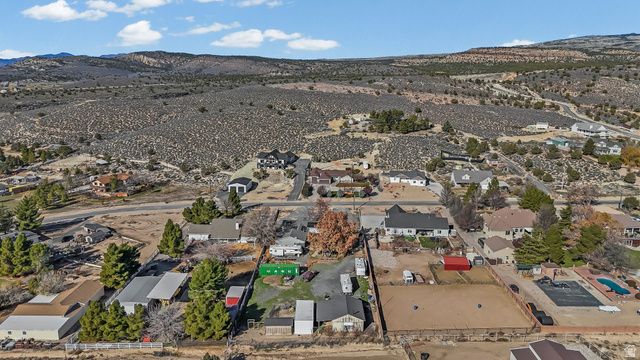 1217 W TOPAZ RD, St. George, UT 84770