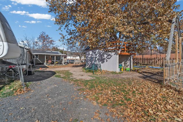 1217 W TOPAZ RD, St. George, UT 84770