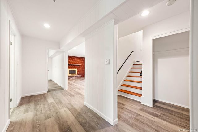 32 Bramble Brook Road, Ardsley, NY 10502