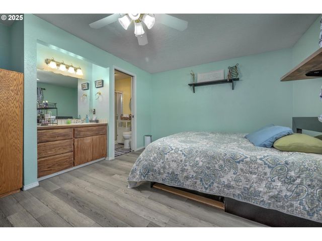 750 Ne HILL Way, Estacada, OR 97023