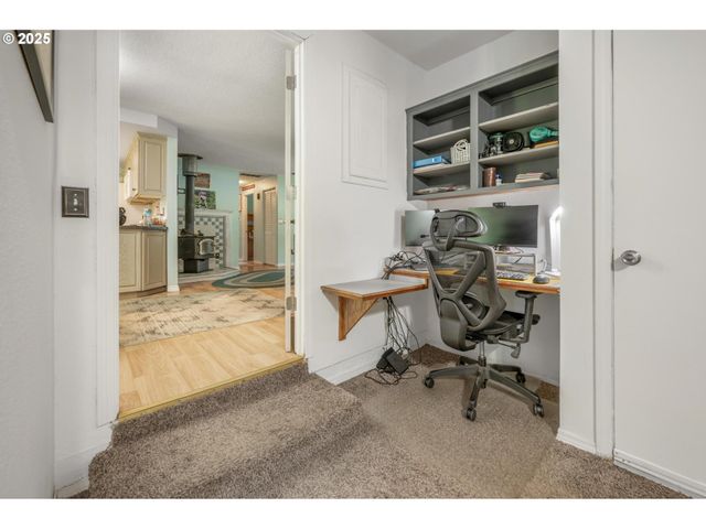 750 Ne HILL Way, Estacada, OR 97023