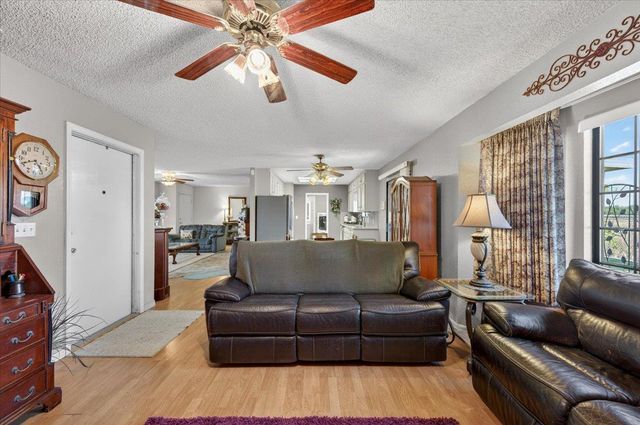 704 N Hayes Avenue, Fresno, CA 93723